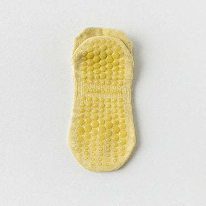 Chaussettes de Yoga en maille respirante pour femmes, en coton, coupe basse, courtes, pour gymnastique, Fitness, danse, sport, professionnelles, antidérapantes, pour Pilates