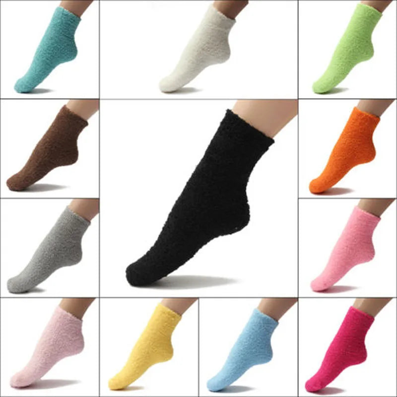 Chaussettes de lit pour femmes, couleur Pure, moelleuses, chaudes, cadeau de noël d'hiver, sol doux, couleur bonbon, chaussettes en velours polaire corail, livraison directe