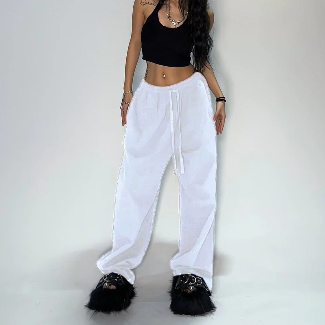 Pantalon de survêtement gris décontracté et confortable pour femme avec taille starchy, coupe ample et pantalon parachute