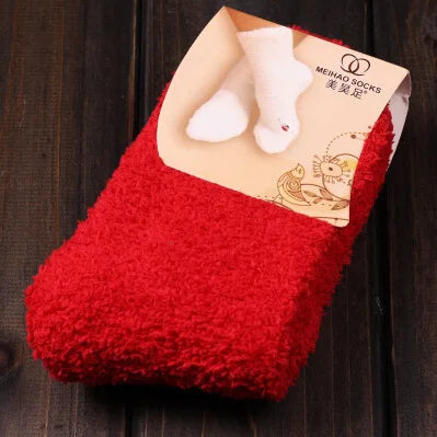 Chaussettes de lit pour femmes, couleur Pure, moelleuses, chaudes, cadeau de noël d'hiver, sol doux, couleur bonbon, chaussettes en velours polaire corail, livraison directe