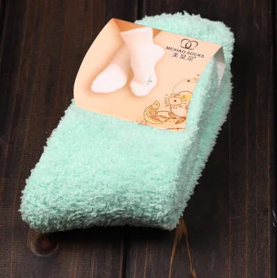 Chaussettes de lit pour femmes, couleur Pure, moelleuses, chaudes, cadeau de noël d'hiver, sol doux, couleur bonbon, chaussettes en velours polaire corail, livraison directe