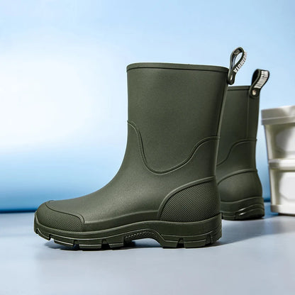 Bottes de pluie pour femmes. À la mode pour les vêtements d'extérieur. Étanche. Mi-mollet. Grands tailles disponibles. Antidérapant. Semelle épaisse. Suita