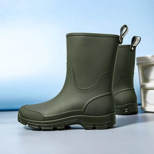 Bottes de pluie pour femmes. À la mode pour les vêtements d'extérieur. Étanche. Mi-mollet. Grands tailles disponibles. Antidérapant. Semelle épaisse. Suita