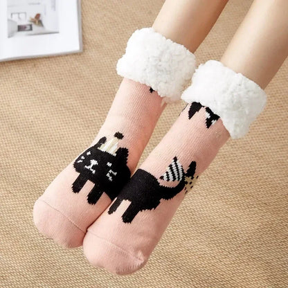 Cadeau de noël pantoufle chaussettes femmes thermique hiver chaud en peluche antidérapant poignée dormir sol chaussette courte floue moelleux femme dessin animé