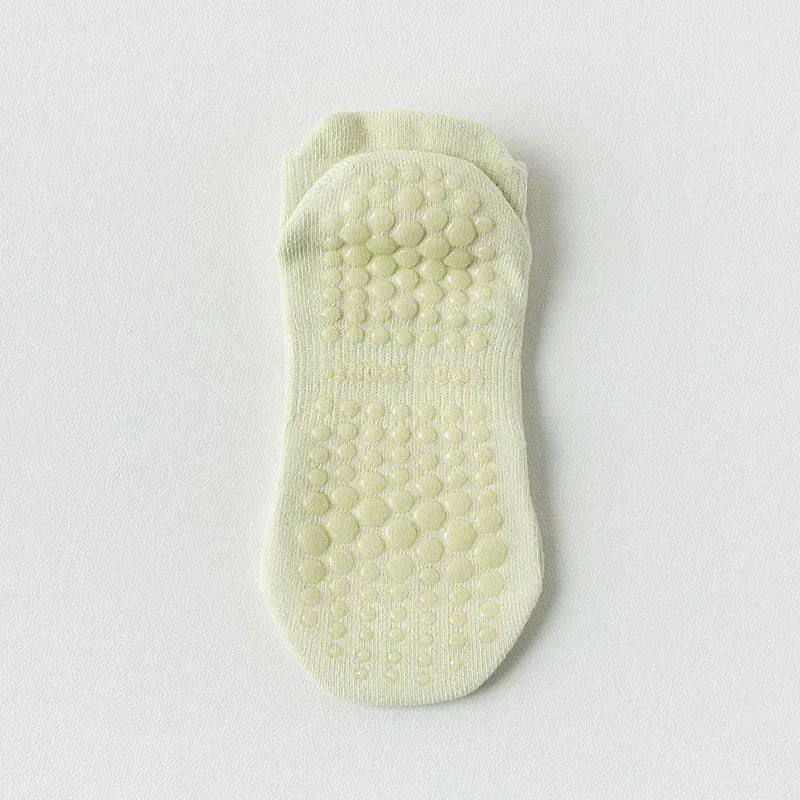 Chaussettes de Yoga en maille respirante pour femmes, en coton, coupe basse, courtes, pour gymnastique, Fitness, danse, sport, professionnelles, antidérapantes, pour Pilates