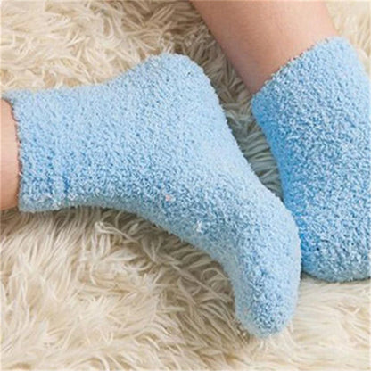 Chaussettes de lit pour femmes, couleur Pure, moelleuses, chaudes, cadeau de noël d'hiver, sol doux, couleur bonbon, chaussettes en velours polaire corail, livraison directe